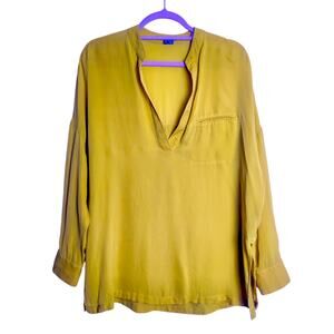 Vince 100% Silk Chartreuse Yellow Relaxed V Neck Blouse Small Quiet Luxury